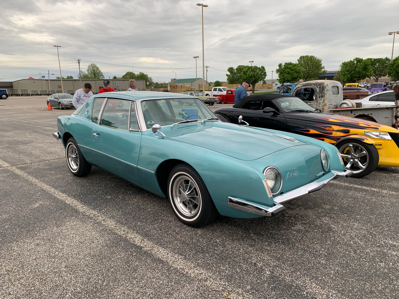 Illustration for article titled Last night’s cruise-in.